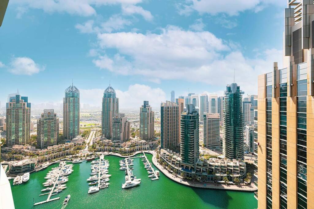Appartement Magnificent - Luxurious 3 Bedroom With Marina View Dubaï