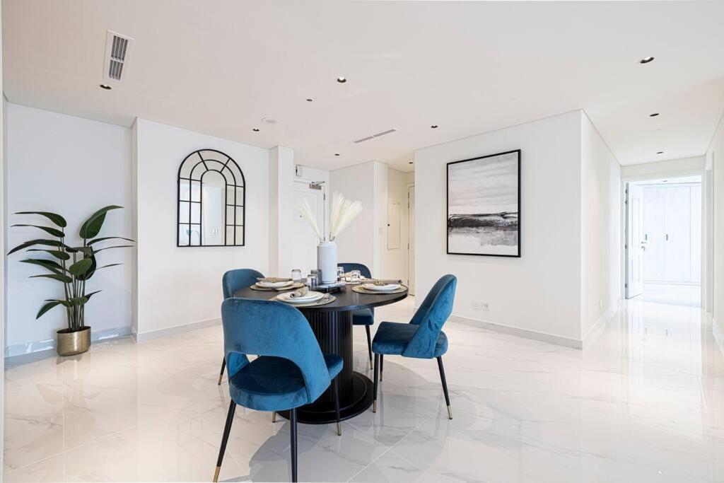 Magnificent - Luxurious 3 Bedroom With Marina View Appartement