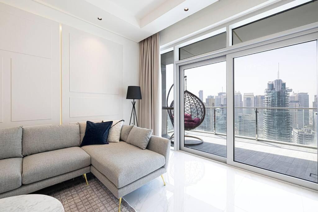 Magnificent - Luxurious 3 Bedroom With Marina View Dubaï
