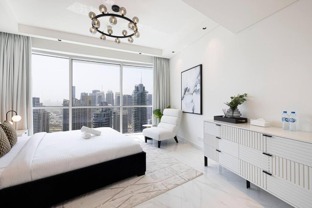 Magnificent - Luxurious 3 Bedroom With Marina View Appartement Dubaï